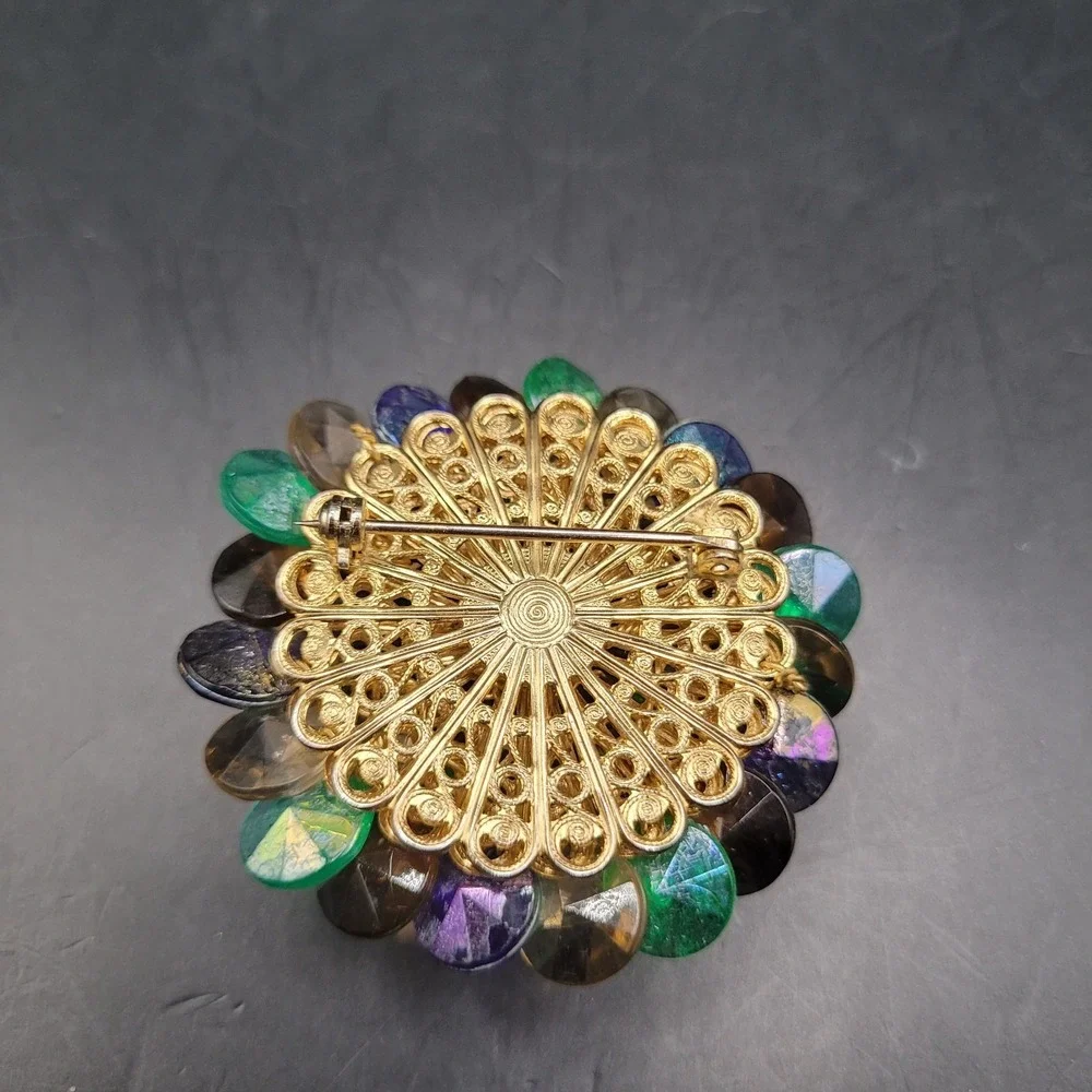 Vintage Brooch Brown Green Purple‎ Gold Tone Back